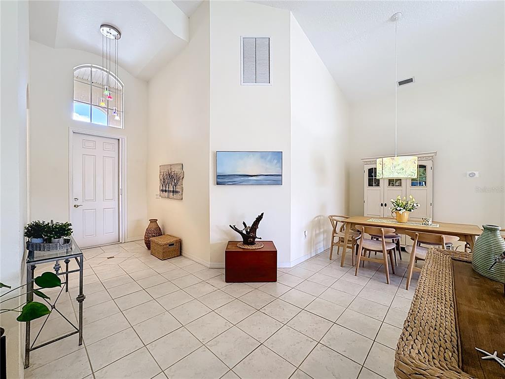 6388 Rookery Circle Bradenton, FL 34203 - Photo 4 of 32