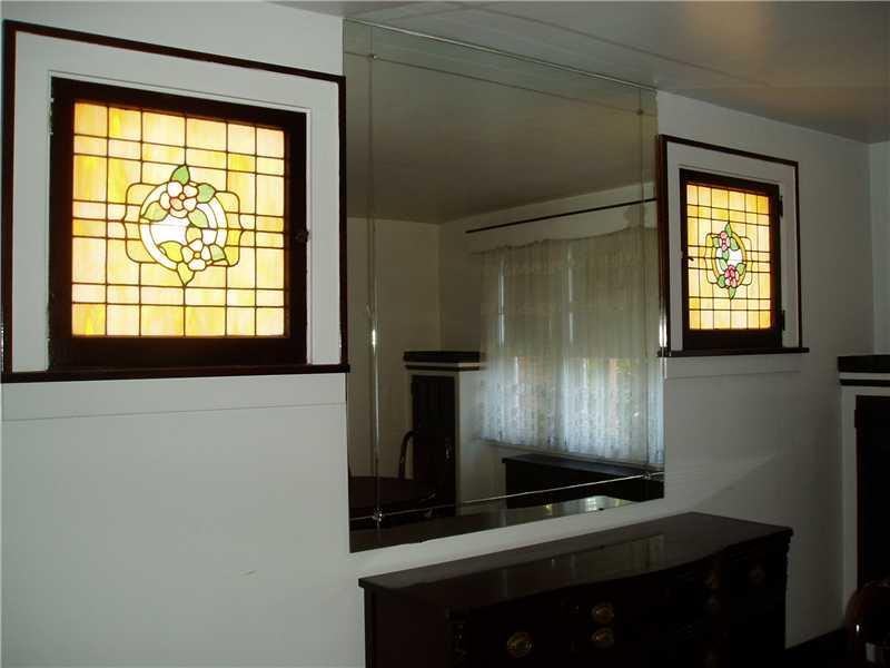 2142 Harbor Street Pittsburgh, PA 15212 - Photo 6 of 17 Dining Room.