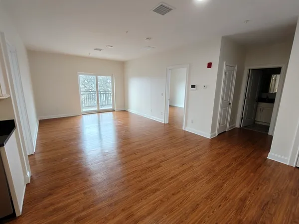 $3,000 | 10 Franklin Avenue, Unit 201, Revere, MA 02151