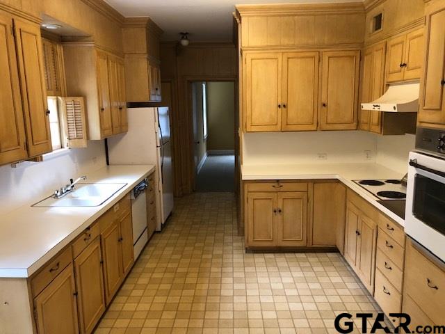 201 West Rusk Street Tyler, TX 75701 - Photo 2 of 11