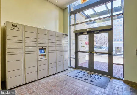$520,000 | 520 John Carlyle Street, Unit 312, Alexandria, VA 22314