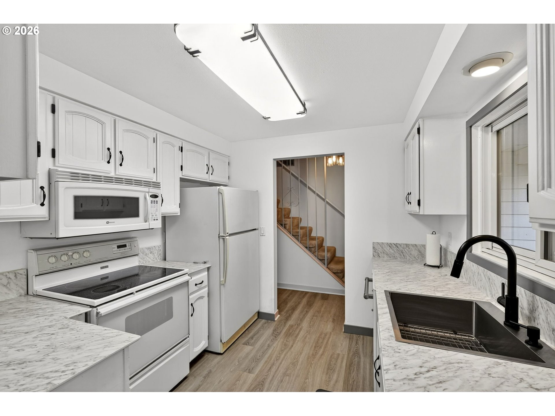 1333 Southwest 5th Place Gresham, OR 97080 - Photo 5 of 43