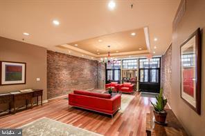103-07 Church Street, Unit 16 Philadelphia, PA 19106 - Photo 3 of 10