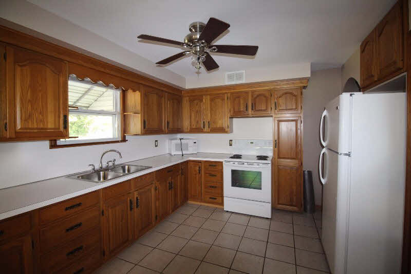 4282 Regan Road Bay City, MI 48706 - Photo 13 of 22 Gallery Image 13
