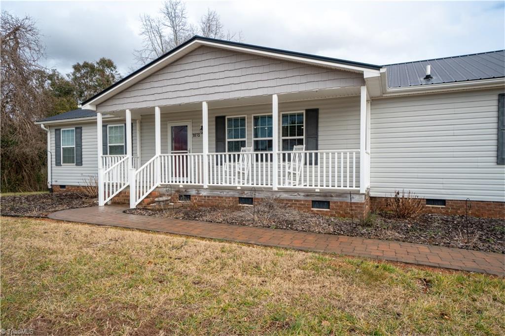 1635 Hill Road Lexington, NC 27292 - Photo 3 of 44 Gallery Image 3