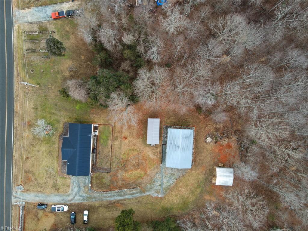 1635 Hill Road Lexington, NC 27292 - Photo 8 of 44 Gallery Image 8