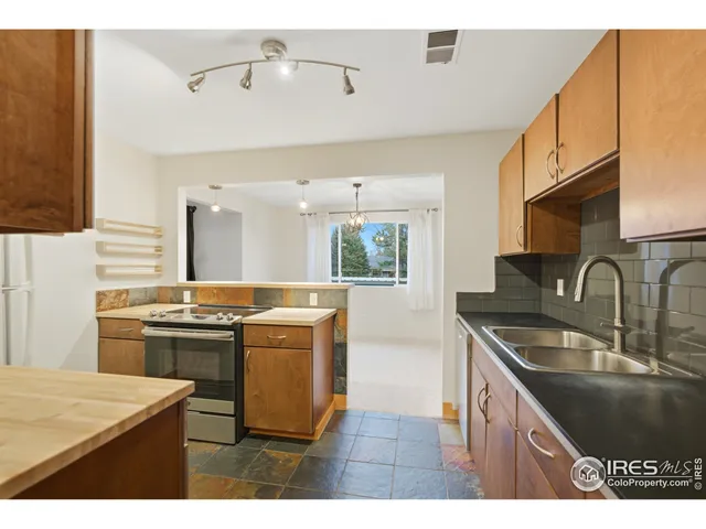 $350,000 | 600 Manhattan Drive, Boulder, CO 80303