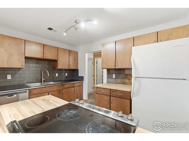 $350,000 | 600 Manhattan Drive, Boulder, CO 80303