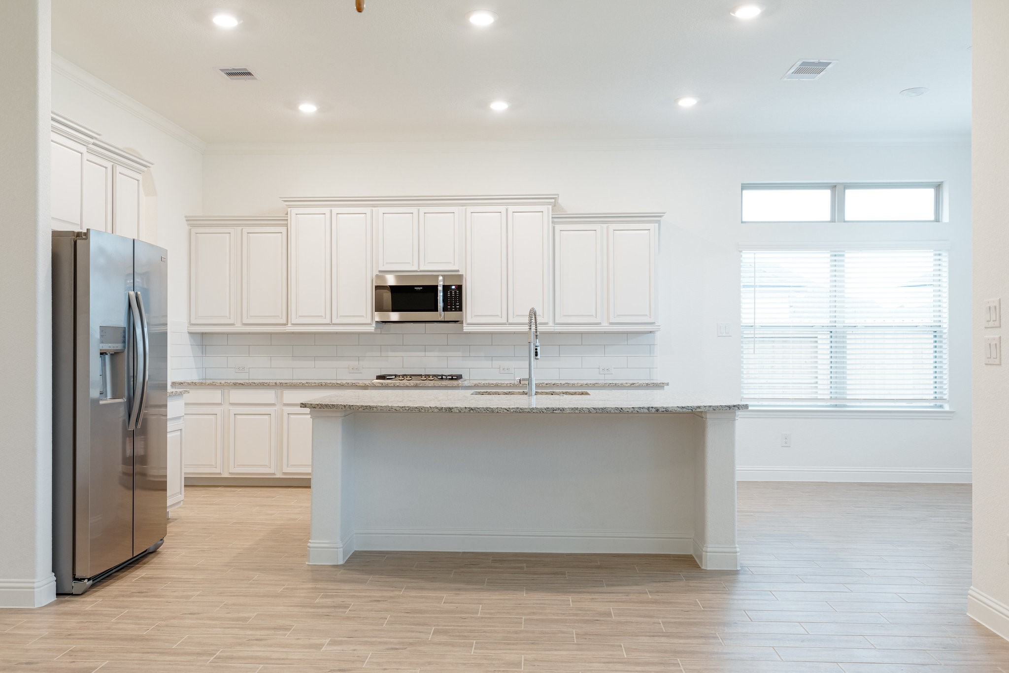 1403 Woodson Ridge Lane Katy, TX 77494 - Photo 8 of 45
