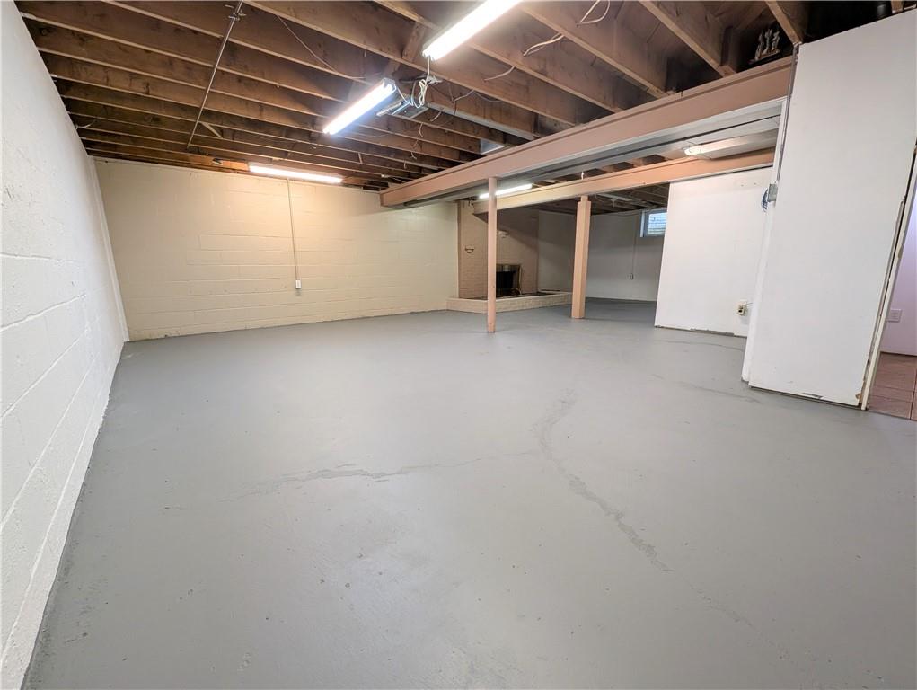 362 Mercer Road Harmony, PA 16037 - Photo 23 of 34 a view of small space