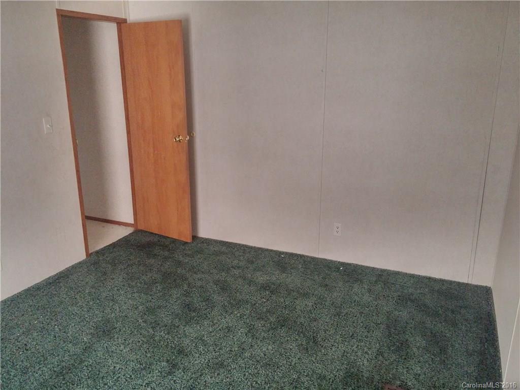 1818 State Rd S-28-55 Lugoff, SC 29078 - Photo 8 of 12 a view of empty room
