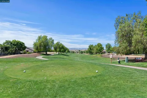 $649,000 | 595-595 Pomona Drive, Brentwood, CA 94513