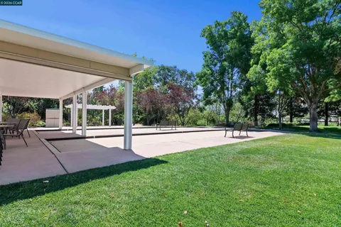 $649,000 | 595-595 Pomona Drive, Brentwood, CA 94513