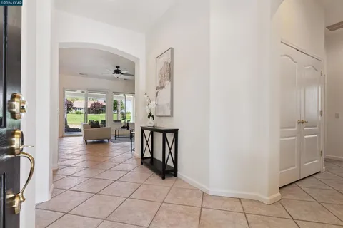 $649,000 | 595-595 Pomona Drive, Brentwood, CA 94513