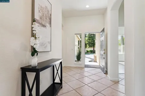 $649,000 | 595-595 Pomona Drive, Brentwood, CA 94513