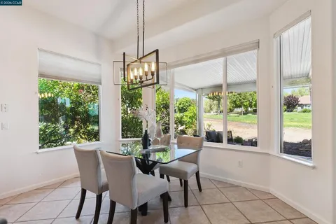 $649,000 | 595-595 Pomona Drive, Brentwood, CA 94513