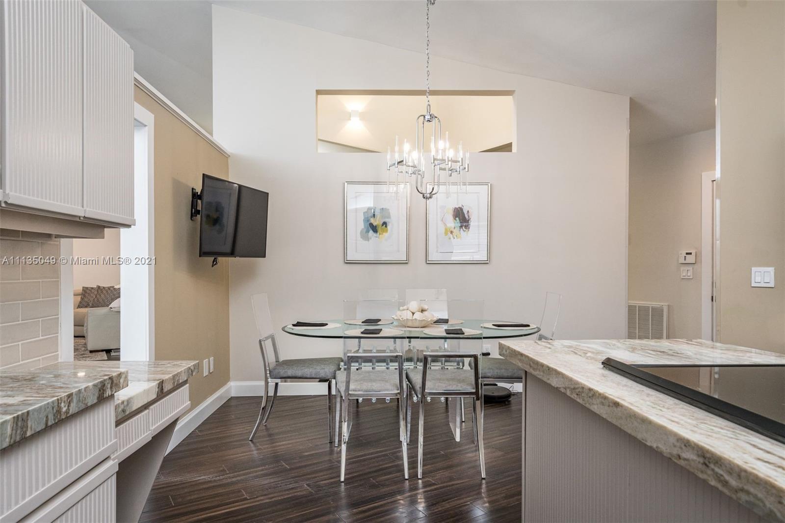 22564 Esplanada Circle Boca Raton, FL 33433 - Photo 13 of 36 Gallery Image 13