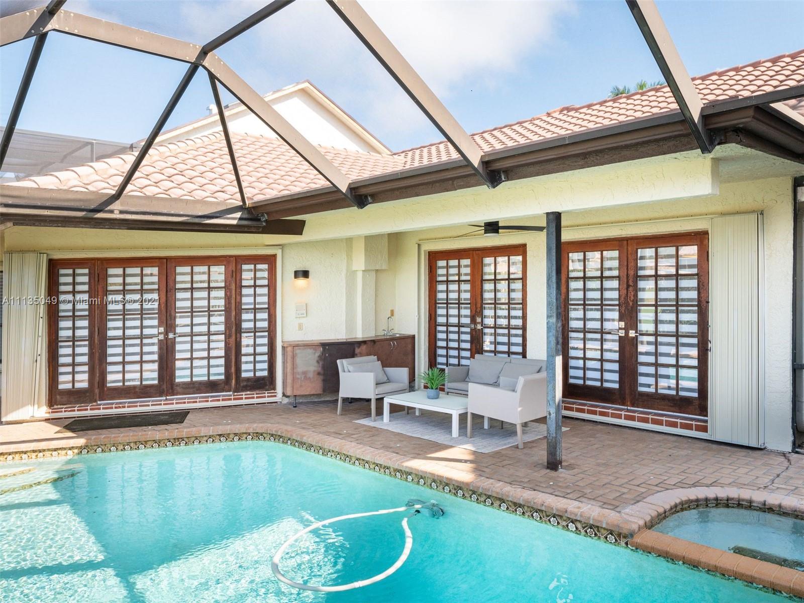 22564 Esplanada Circle Boca Raton, FL 33433 - Photo 33 of 36 Gallery Image 33