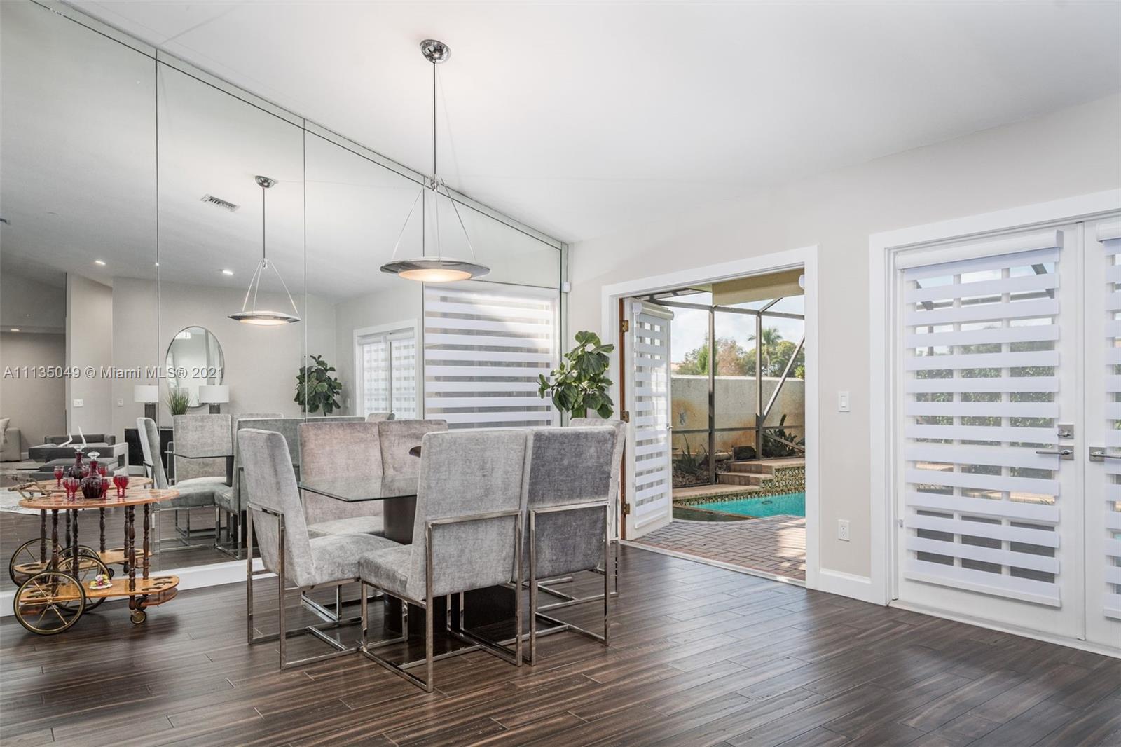 22564 Esplanada Circle Boca Raton, FL 33433 - Photo 10 of 36 Gallery Image 10