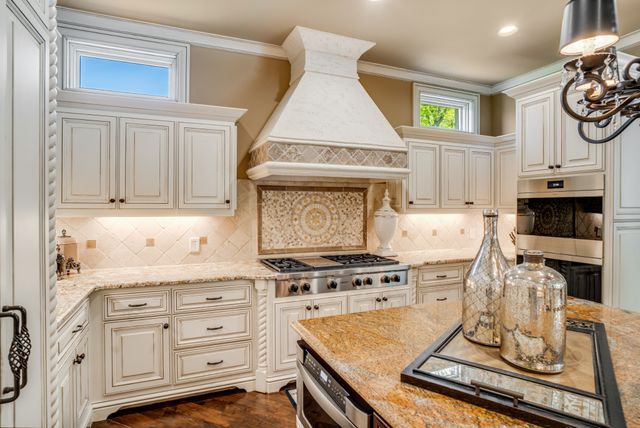 $7,600,000 | 947 Tyne Boulevard, Nashville, TN 37220