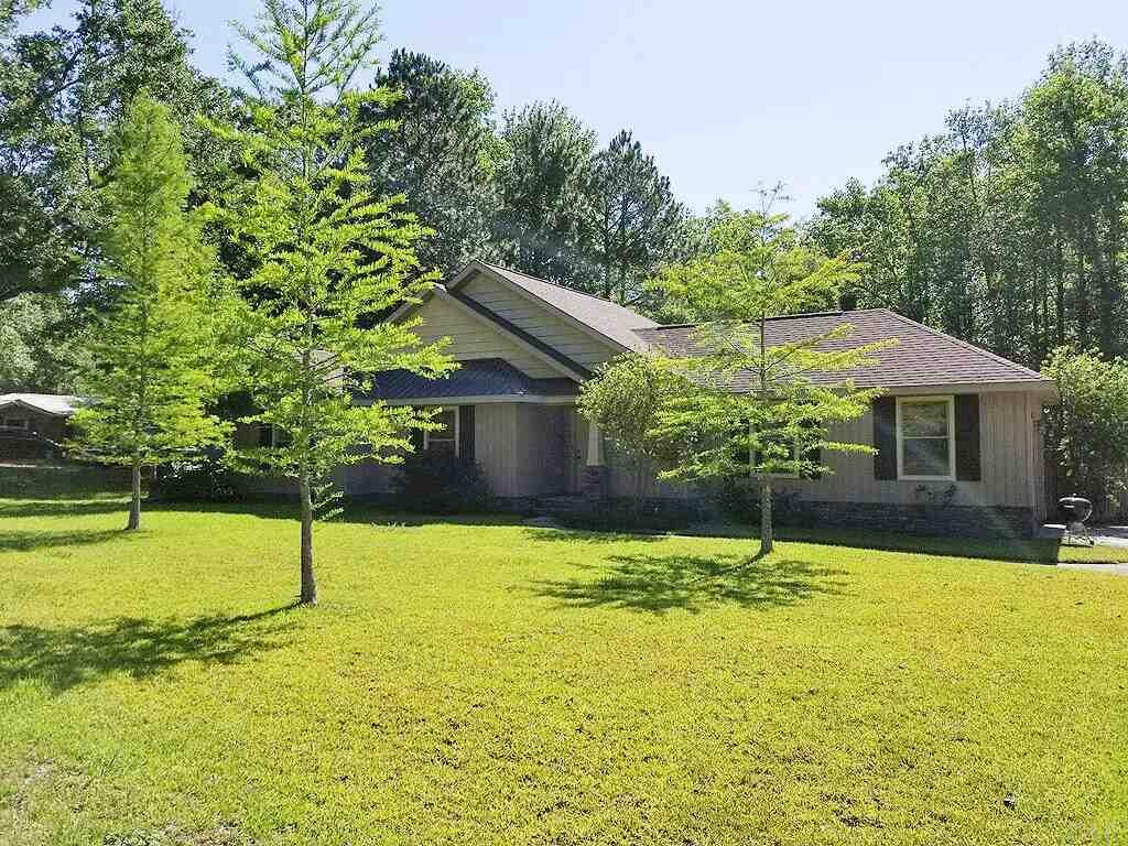2472 Tuttle Road Cantonment, FL 32533 - Photo 3 of 24 Gallery Image 3