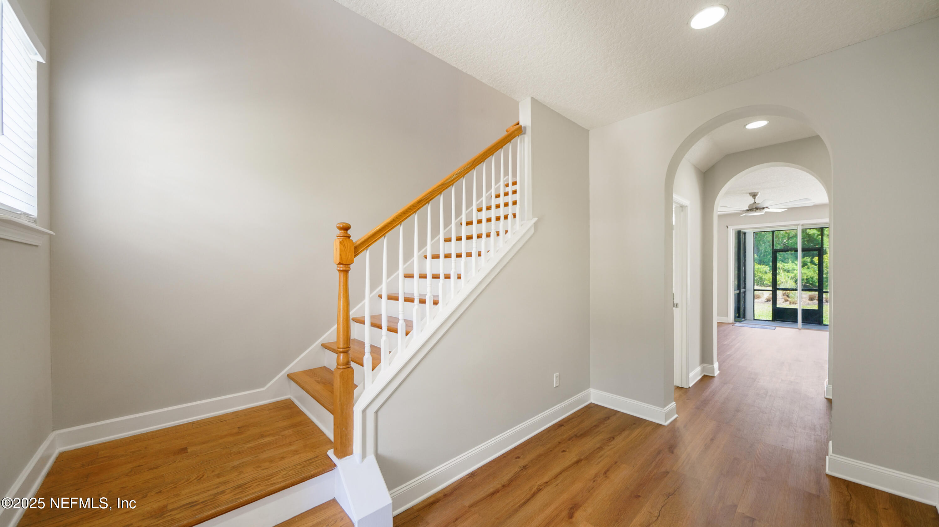 18 Amistad Drive St. Augustine, FL 32086 - Photo 3 of 36 a view of entryway and hall with wooden floor