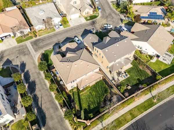 $735,000 | 1814 North Notting Hill Lane, Clovis, CA 93619