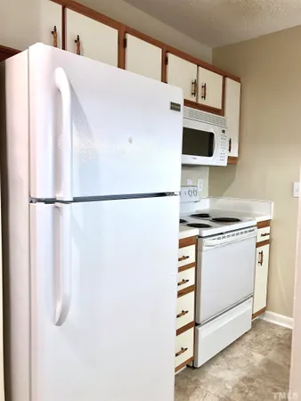 $650 | 1221 University Court, Unit 102, Raleigh, NC 27606