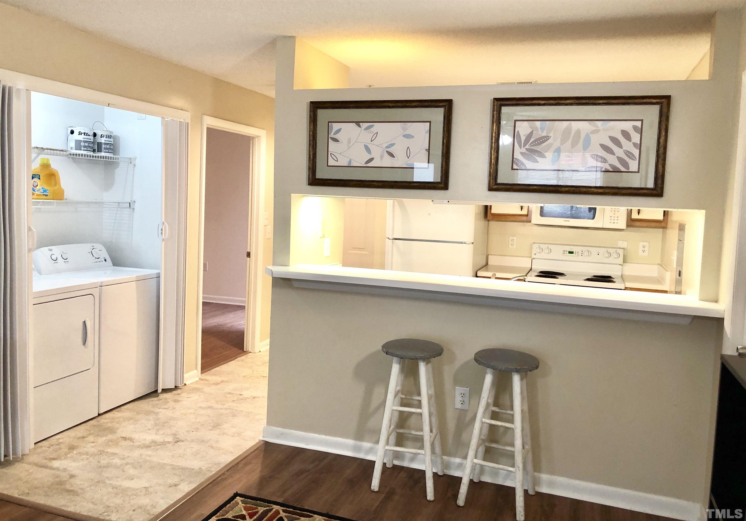 1221 University Court, Unit 102 Raleigh, NC 27606 - Photo 6 of 21