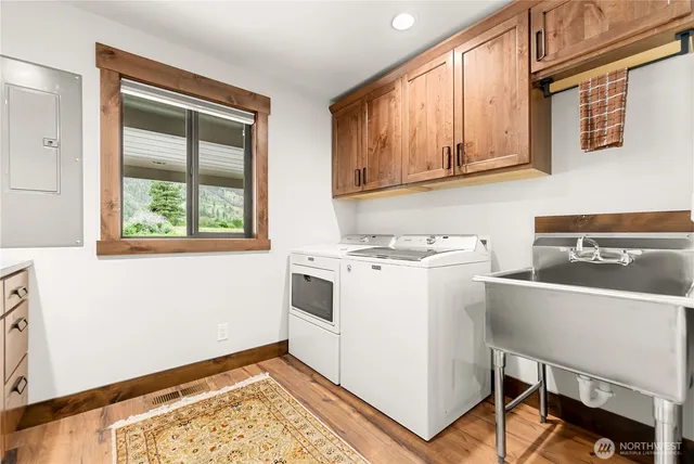 $1,500,000 | 14 Maverick Lane, Carlton, WA 98814