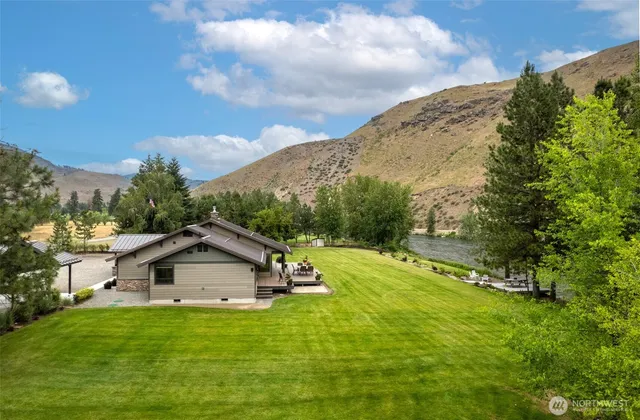 $1,500,000 | 14 Maverick Lane, Carlton, WA 98814