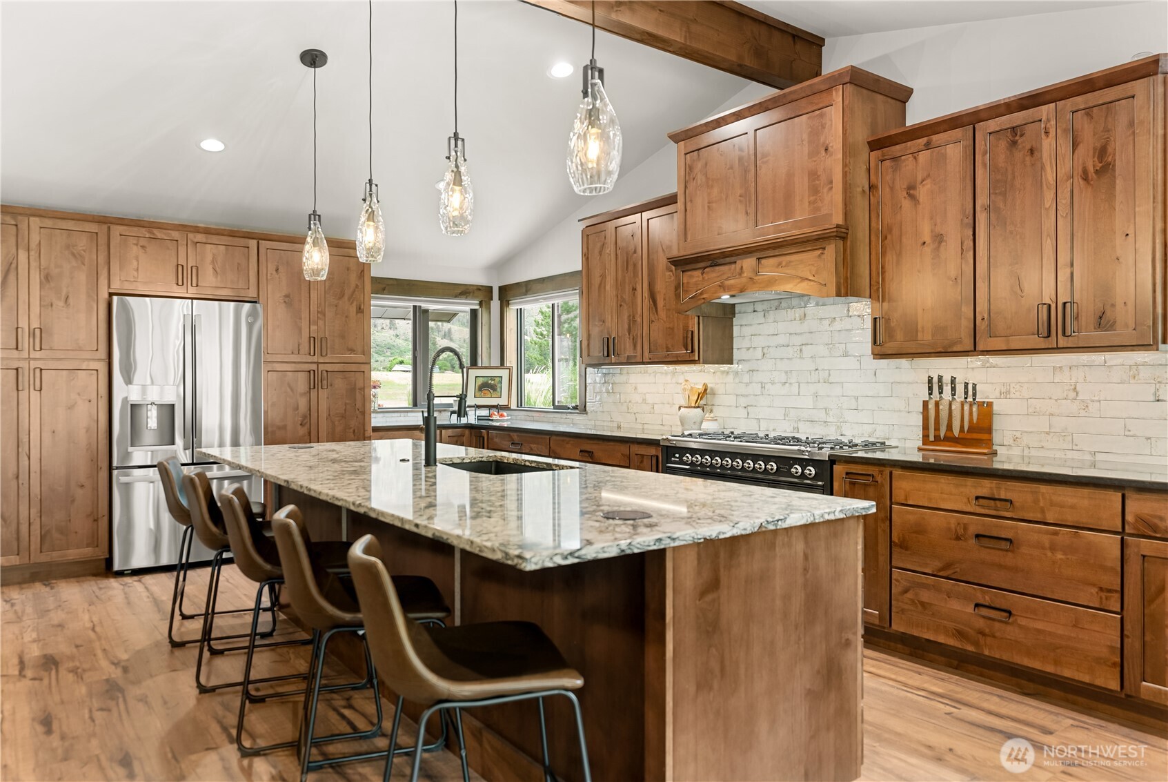 14 Maverick Lane Carlton, WA 98814 - Photo 10 of 40