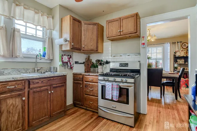 $525,000 | 202 New York Avenue, New Brunswick, NJ 08901