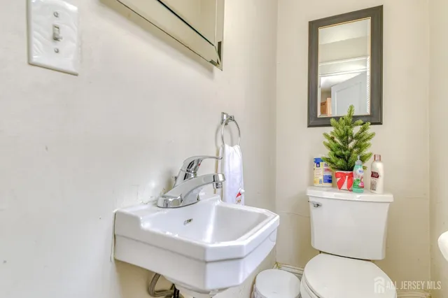 $525,000 | 202 New York Avenue, New Brunswick, NJ 08901