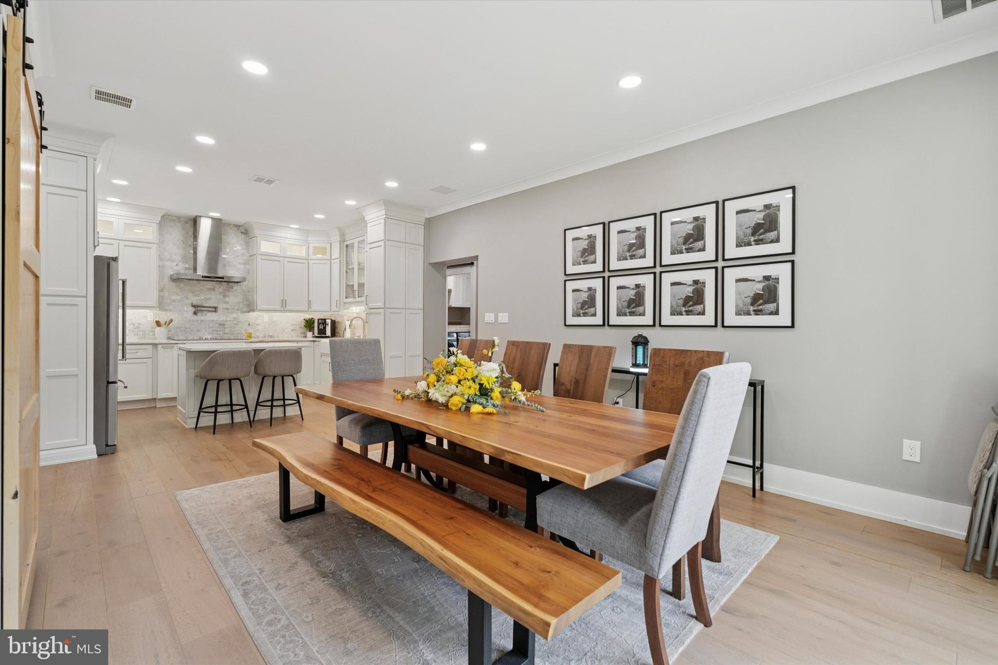 820 Darby Paoli Road Newtown Square, PA 19073 - Photo 6 of 36 a dining room with furniture and window