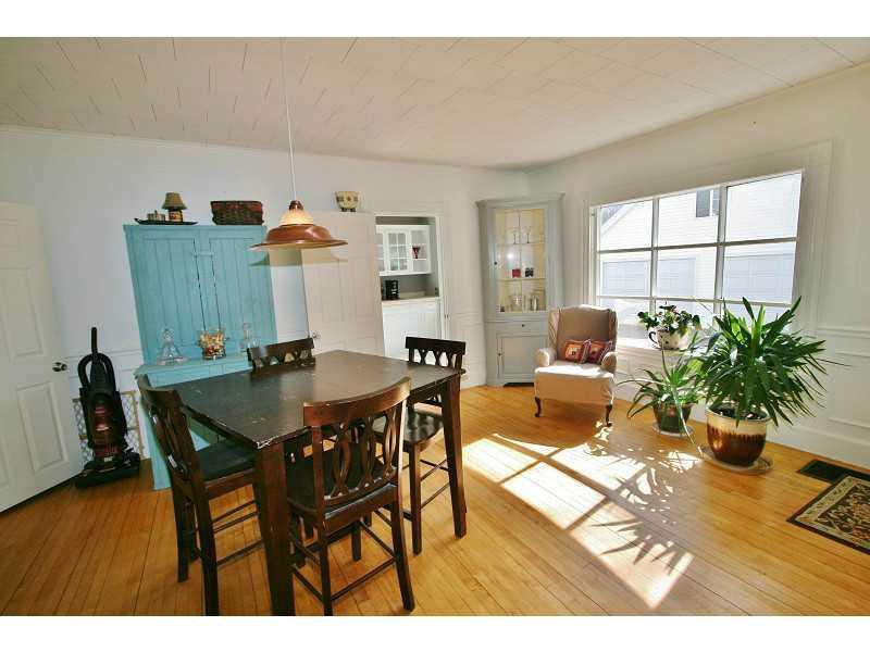 1295 State Street Bangor, ME 04401 - Photo 11 of 26 Dining Room.