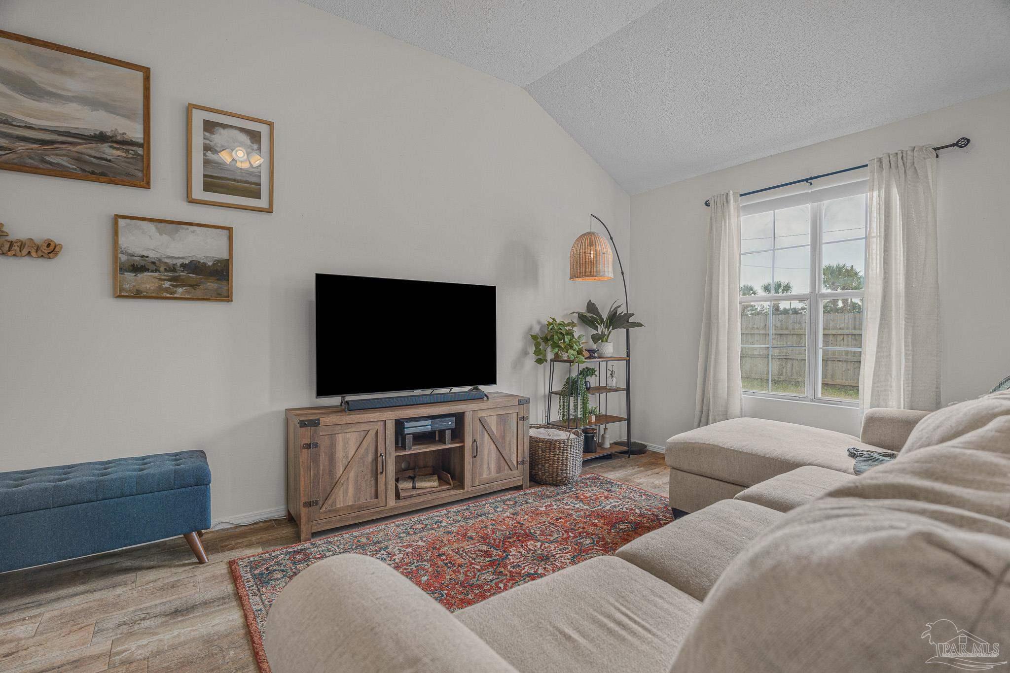 2285 Estate Circle Navarre, FL 32566 - Photo 14 of 41