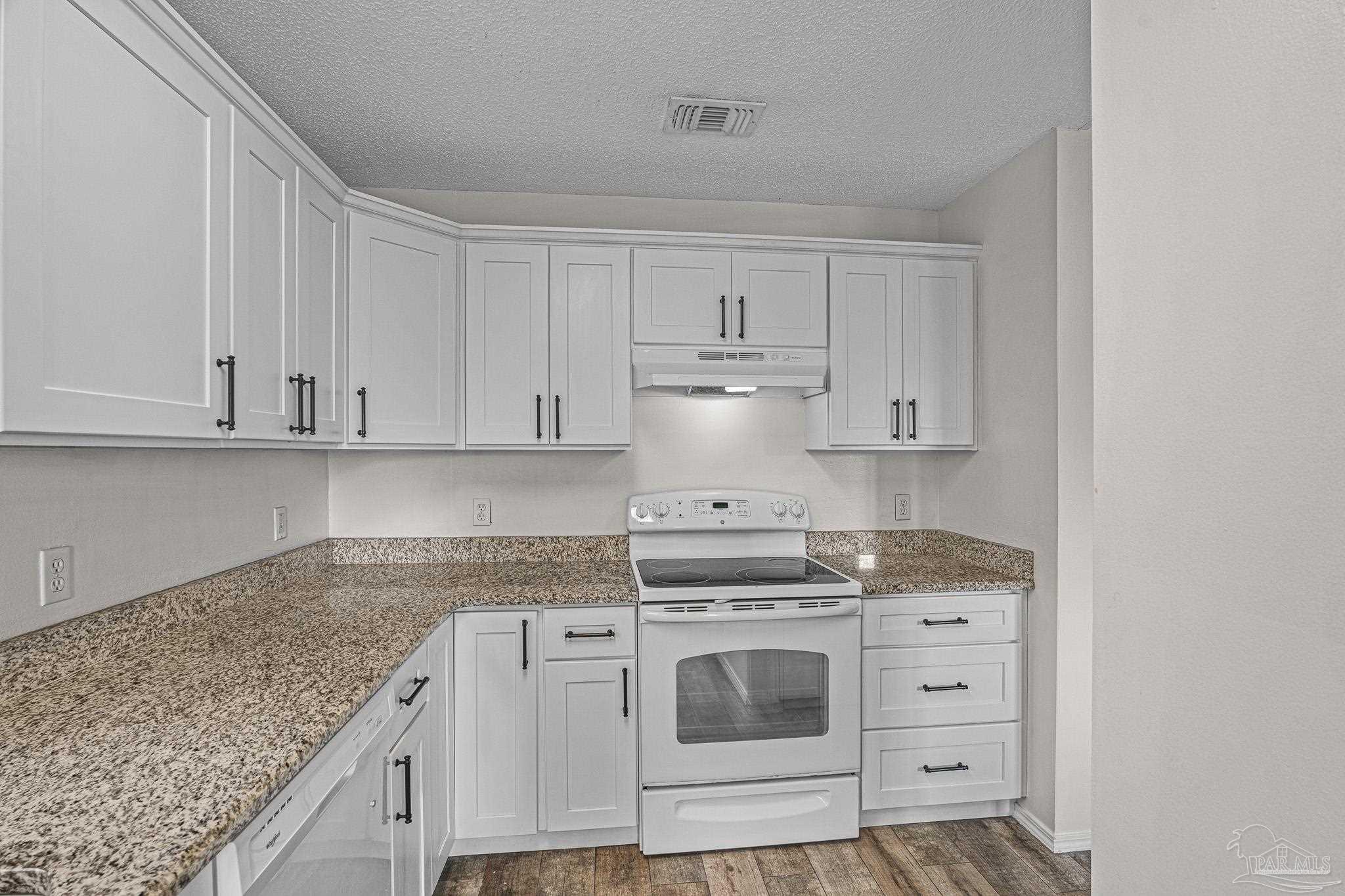 2285 Estate Circle Navarre, FL 32566 - Photo 21 of 41