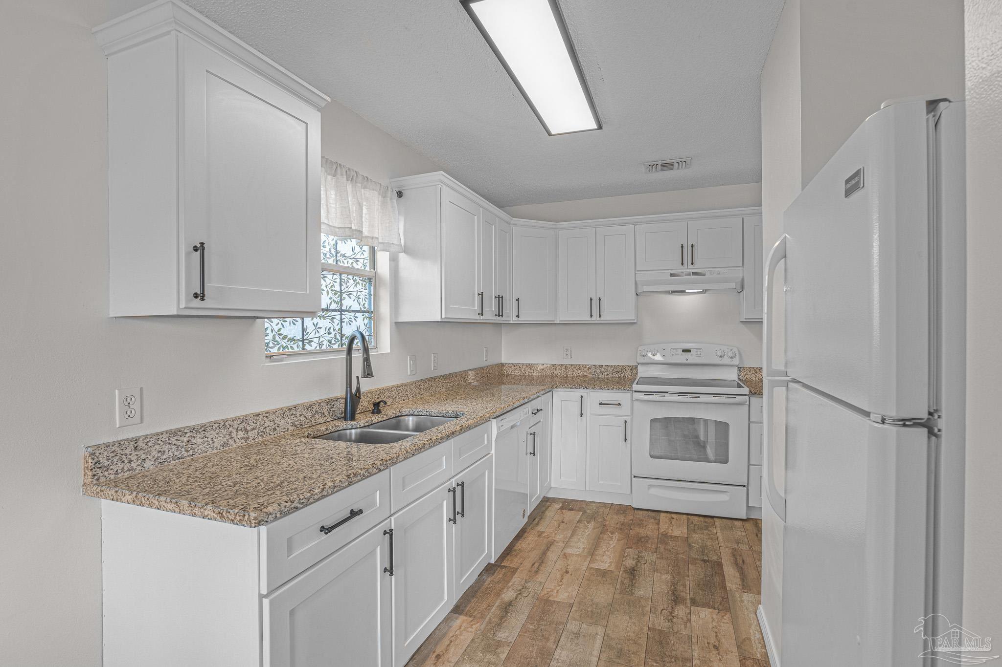 2285 Estate Circle Navarre, FL 32566 - Photo 23 of 41