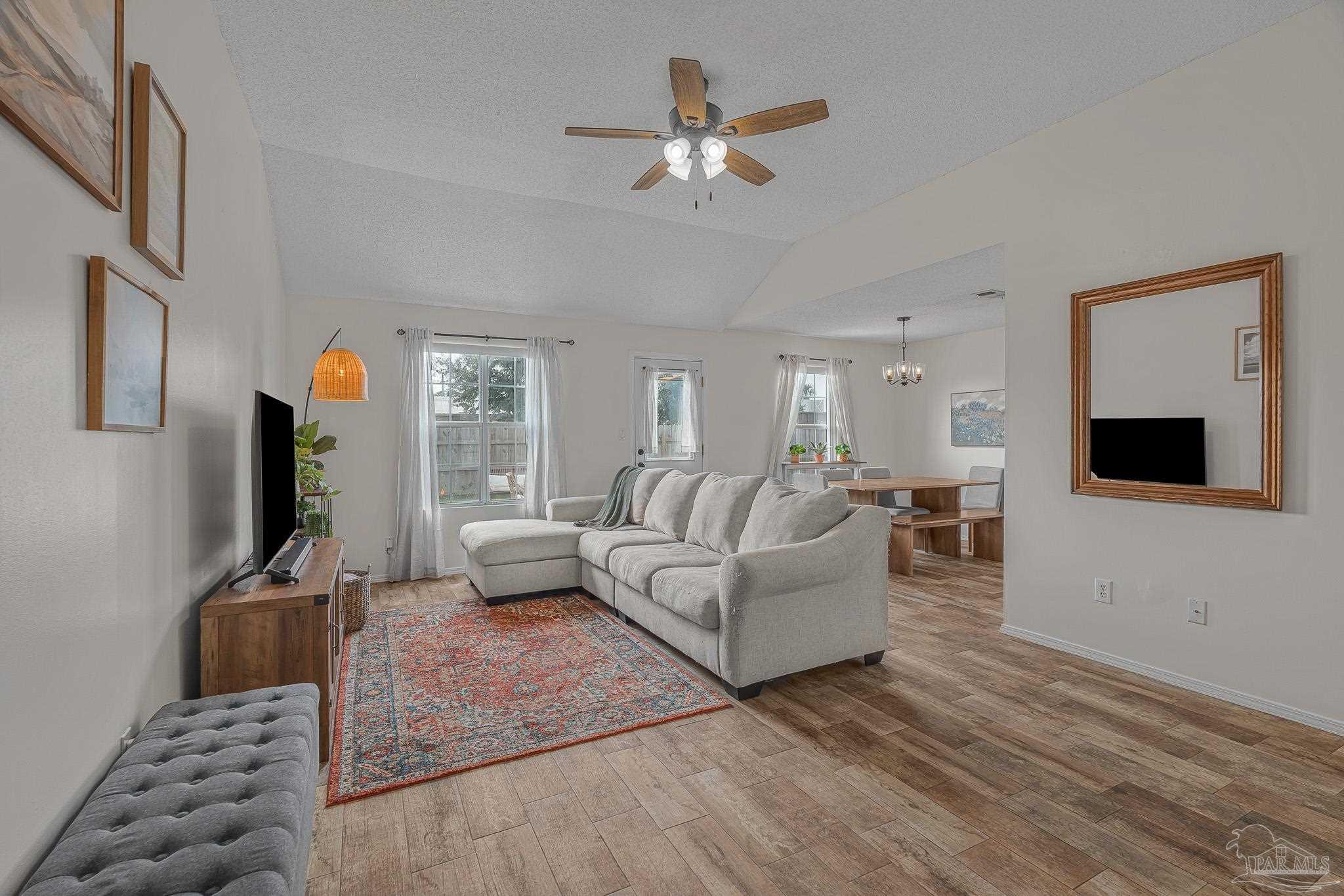 2285 Estate Circle Navarre, FL 32566 - Photo 10 of 41