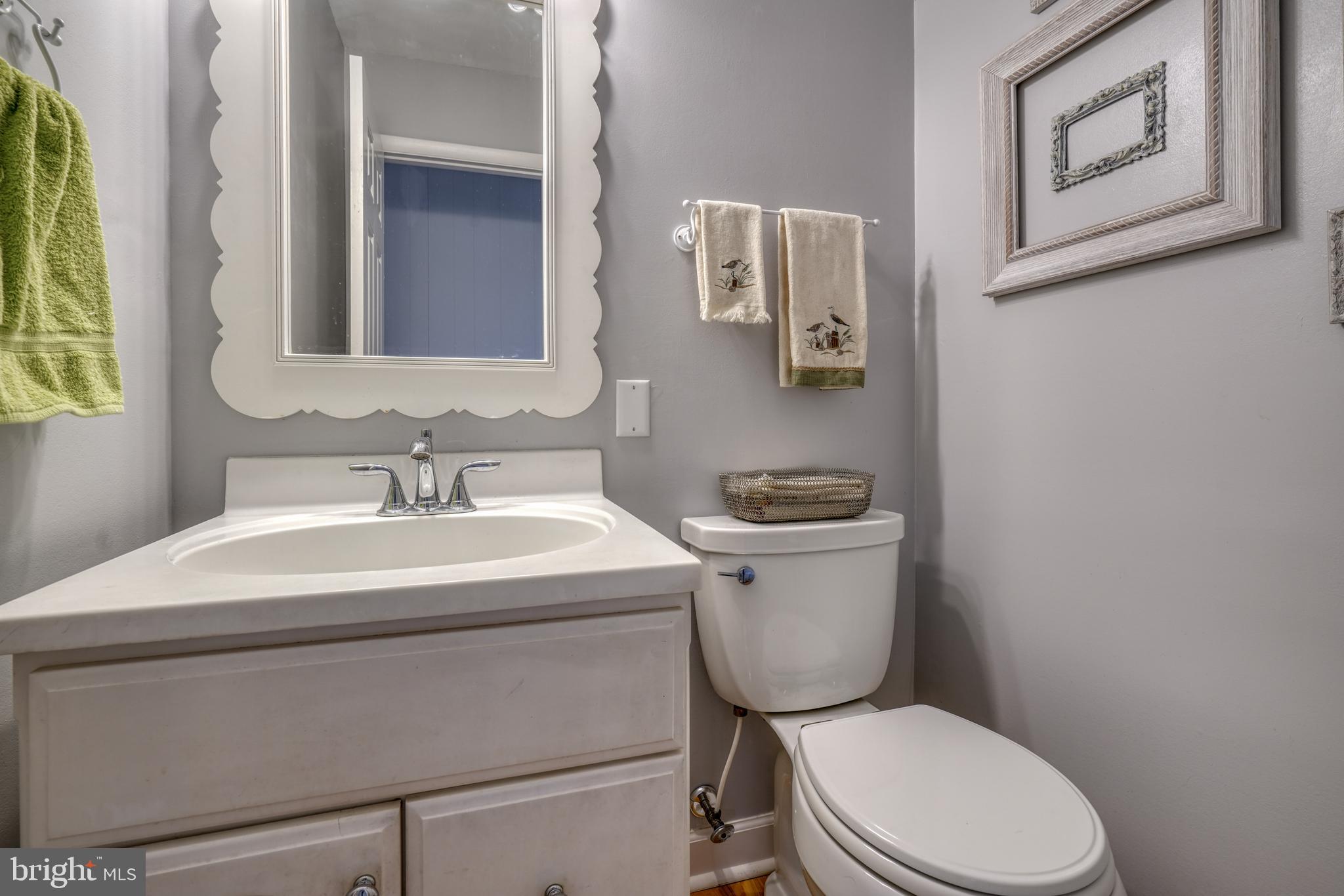 2 Valley Ridge Court Lutherville-Timonium, MD 21093 - Photo 19 of 53 1st floor halfbath