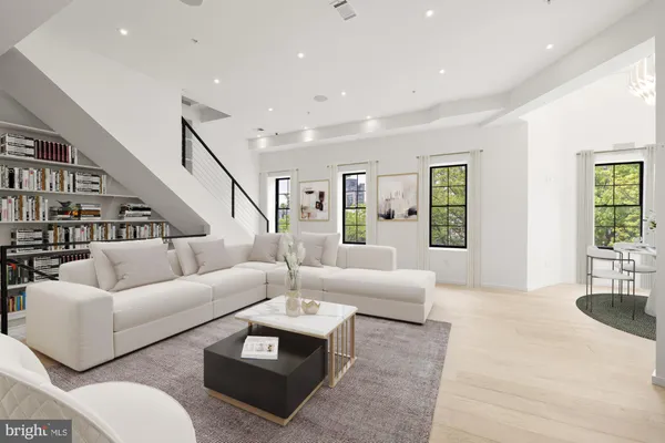 $5,500 | 1451 Maryland Avenue Northeast, Unit PH, Washington, DC 20002