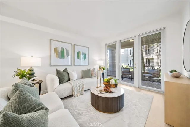 $850,000 | 2233 Martin, Unit 204, Irvine, CA 92612