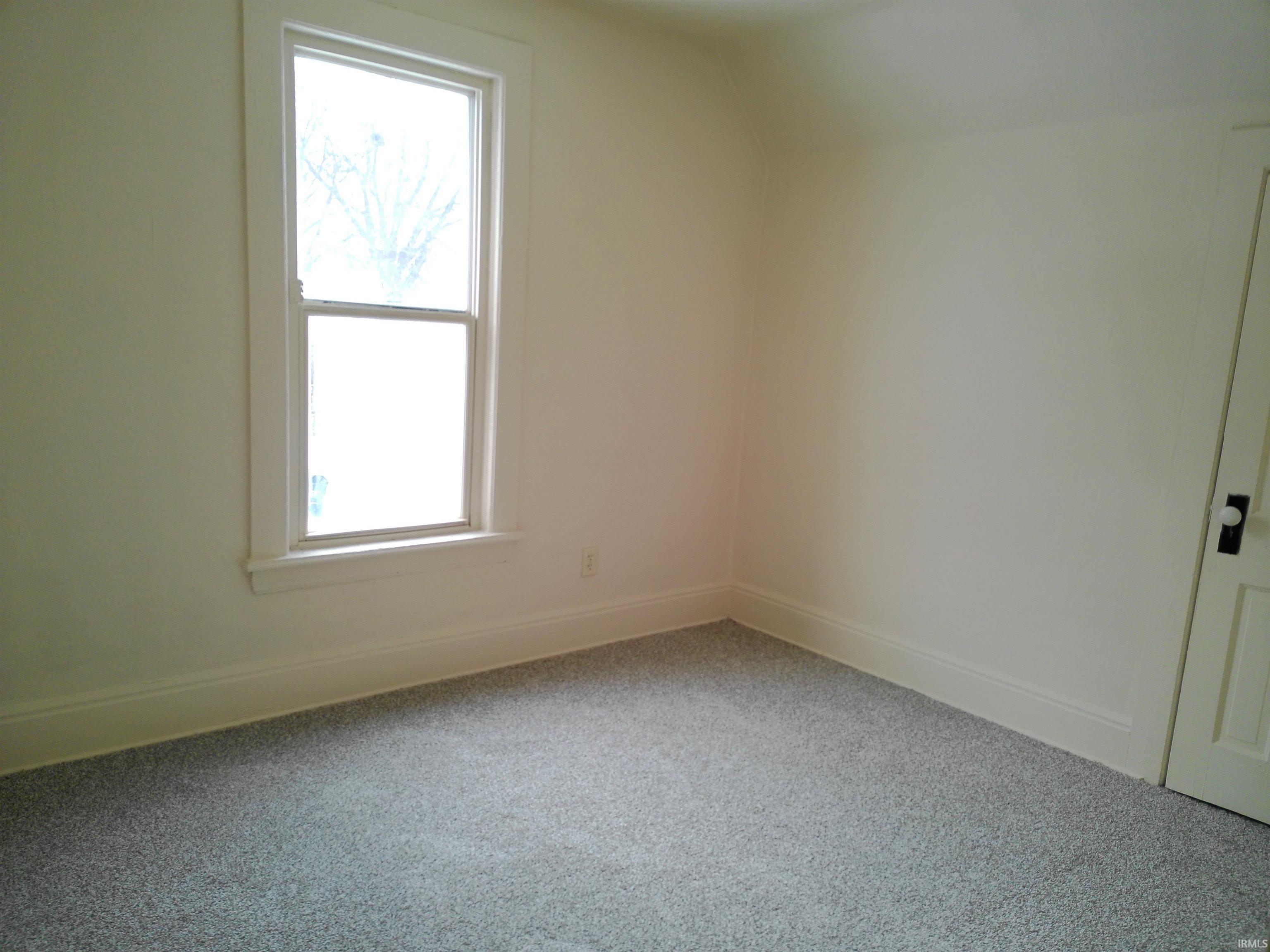 1113 East Donald Street South Bend, IN 46613 - Photo 8 of 12