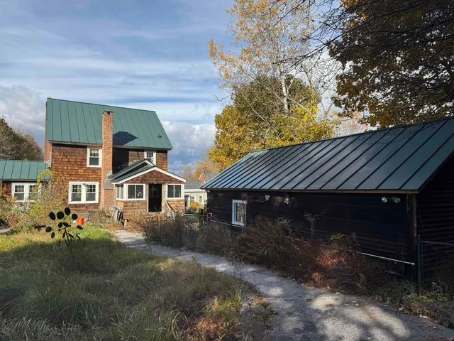 $379,900 | 22 Bible Hill Road, Claremont, NH 03743