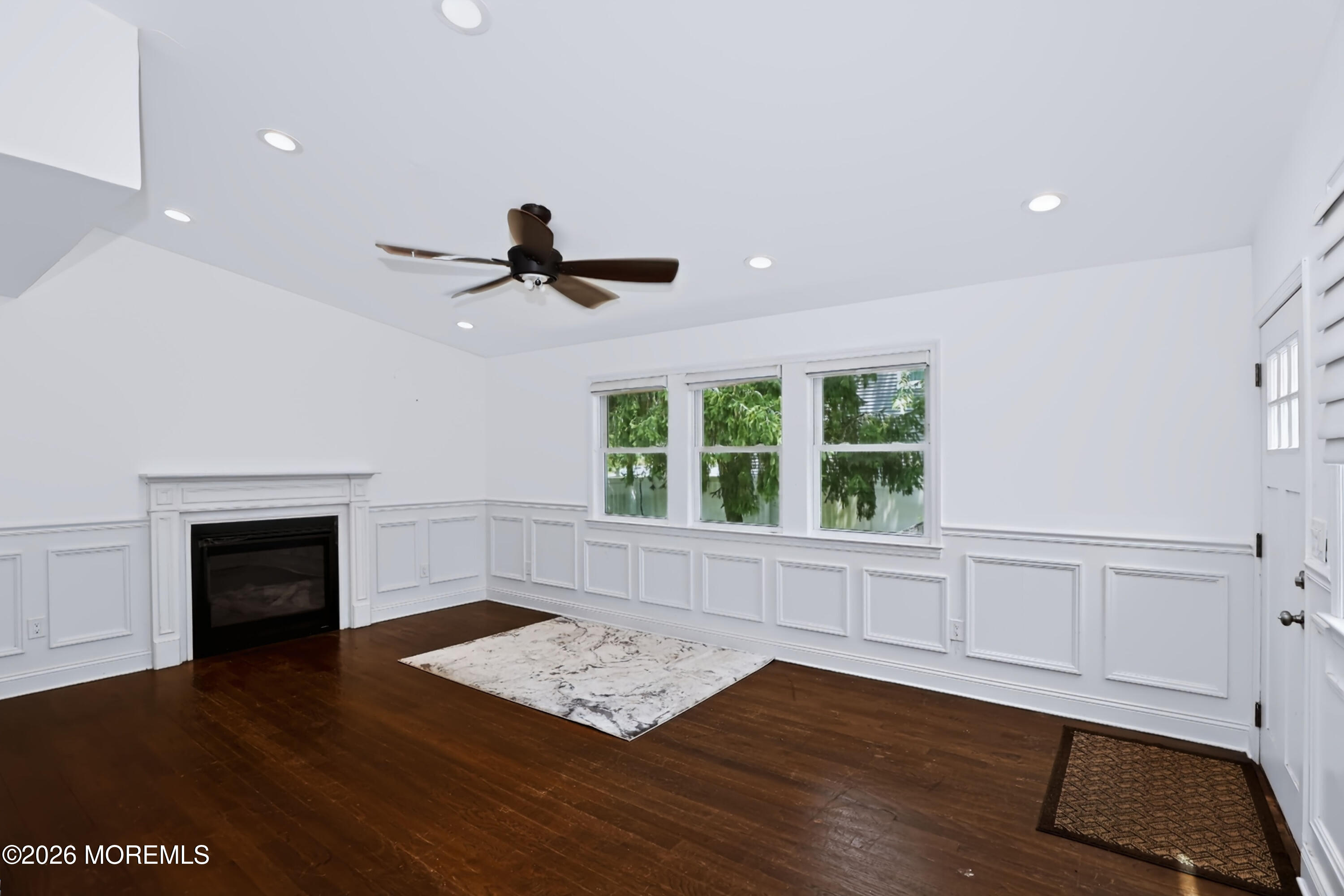 33 Alan Terrace Howell, NJ 07731 - Photo 16 of 42 518A6016