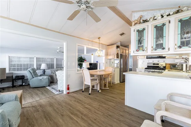 $175,000 | 11611 Oakdale Drive, Unit 458, Fort Myers, FL 33908