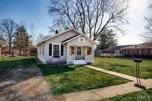 $119,000 | 811 Adams Street, Gillespie, IL 62033