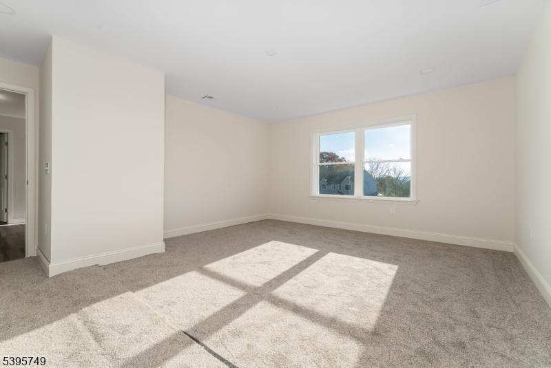 9 Heather Hill Road Washington, NJ 07882 - Photo 20 of 29 an empty room with windows