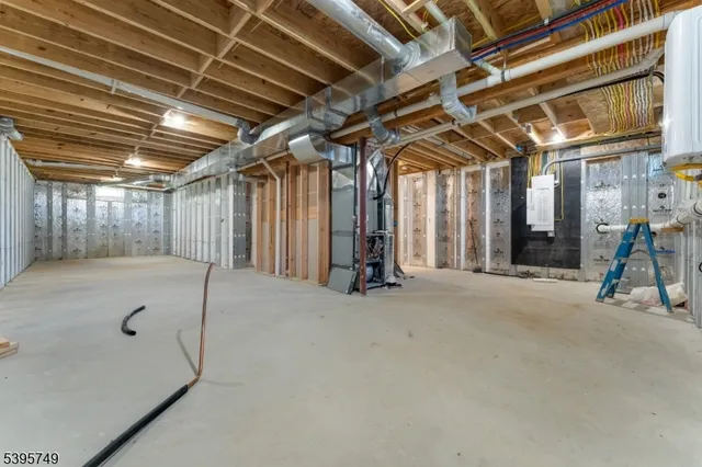 $599,500 | 9 Heather Hills Road, Washington, NJ 07882